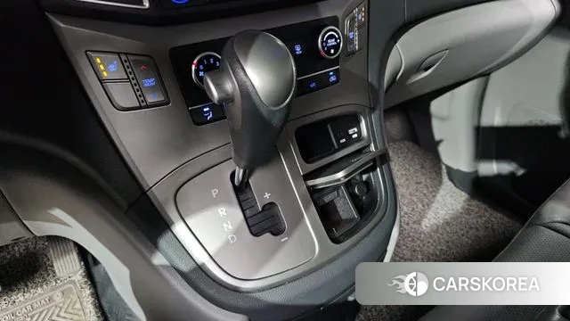 Hyundai The New Grand Starex id 3736146 из Кореи 19