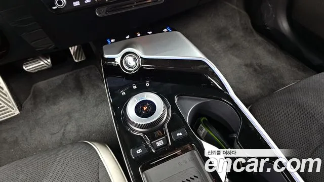 Kia EV6 id 2852548 из Кореи 19