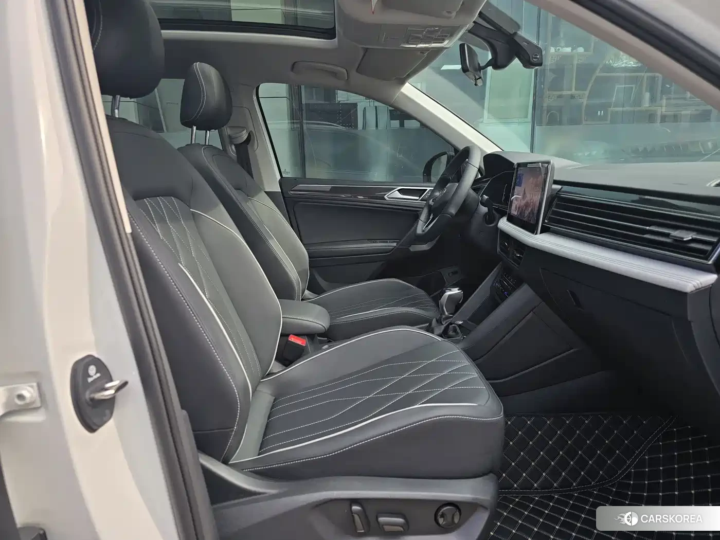 Volkswagen Tiguan L id 4565166 из Китая 18
