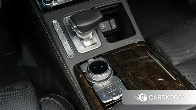 Genesis G90 id 3598122 из Кореи 19