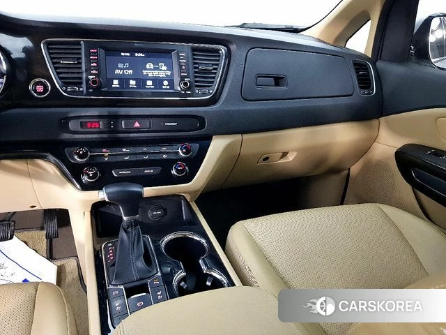 Kia The New Carnival id 3828528 из Кореи 19