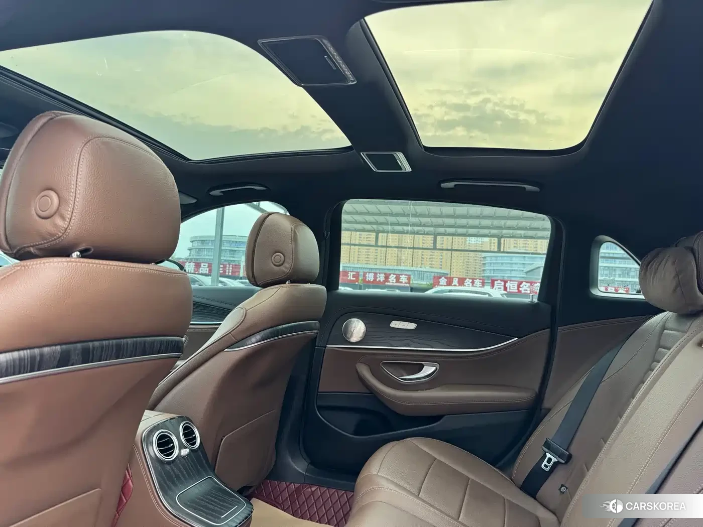 Mercedes-Benz E-Class id 4680822 из Китая 20