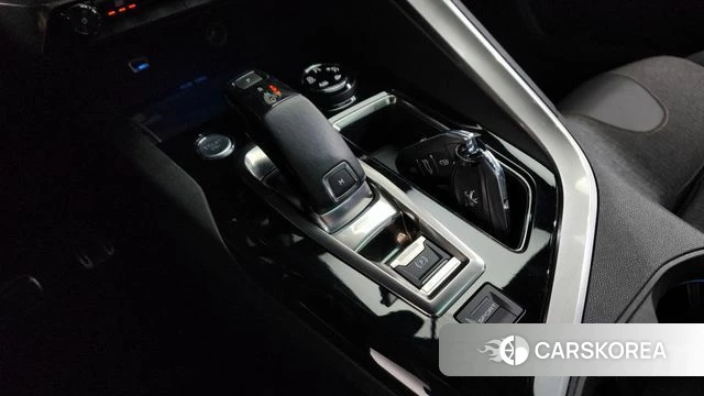 Peugeot 5008 second generation id 3886604 из Кореи 19