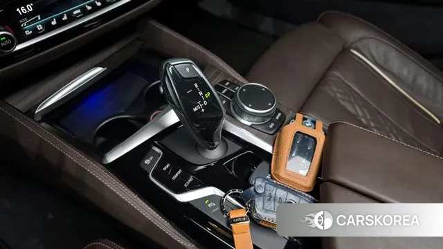 BMW 5 Series (G30) id 3193081 из Кореи 19