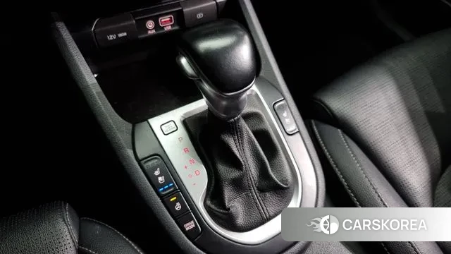 Kia Come New K3 id 3013919 из Кореи 19