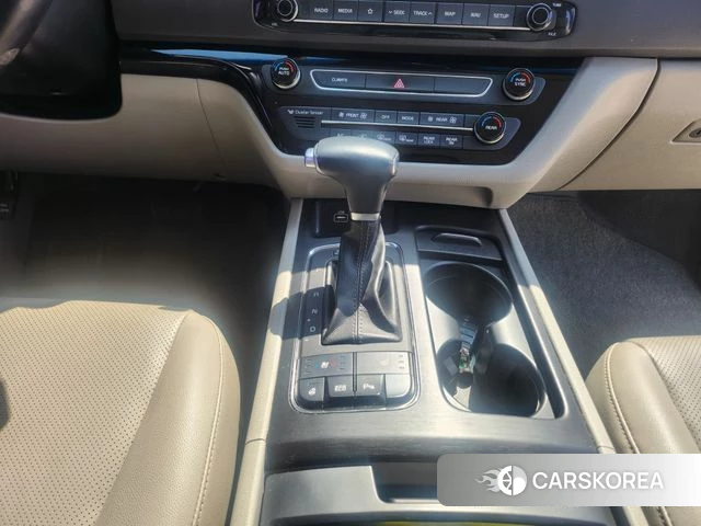 Kia All New Carnival id 3925172 из Кореи 12