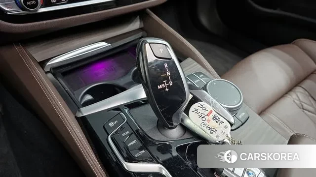 BMW 5 Series (G30) id 3519349 из Кореи 19