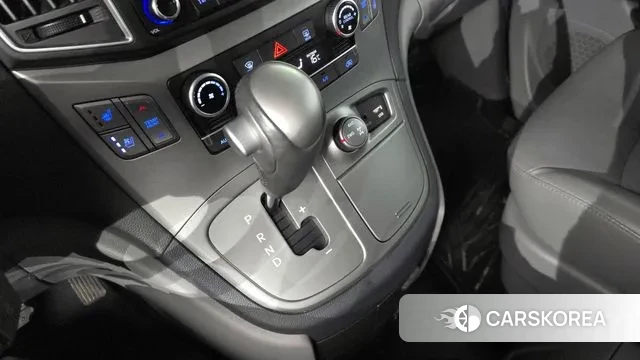 Hyundai The New Grand Starex id 3748700 из Кореи 19