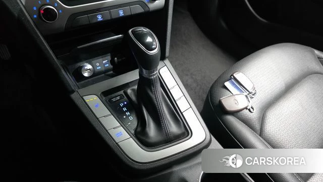 Hyundai Avante AD id 3937237 из Кореи 19