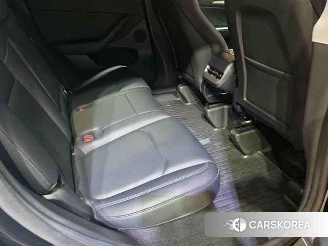 Tesla Model Y id 3908462 из Китая 10