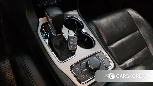 Jeep Grand Cherokee id 3004776 из Кореи 19