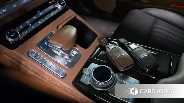 Genesis G90 id 3203523 из Кореи 19