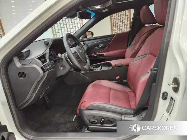 Lexus ES300h 7th generation id 3732085 из Кореи 14