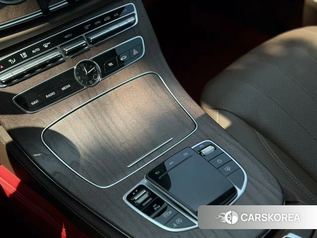 Mercedes-Benz E-class id 4211702 из Китая 17