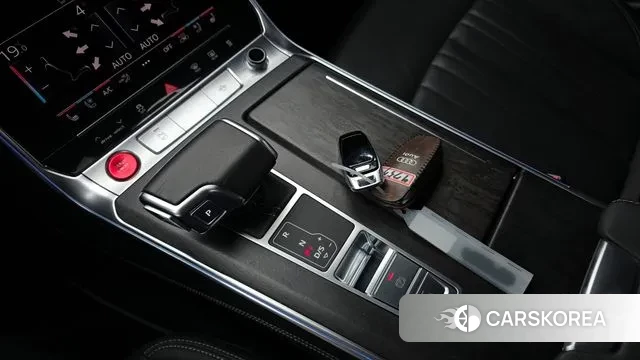 Audi A6 (C8) id 3192578 из Кореи 19