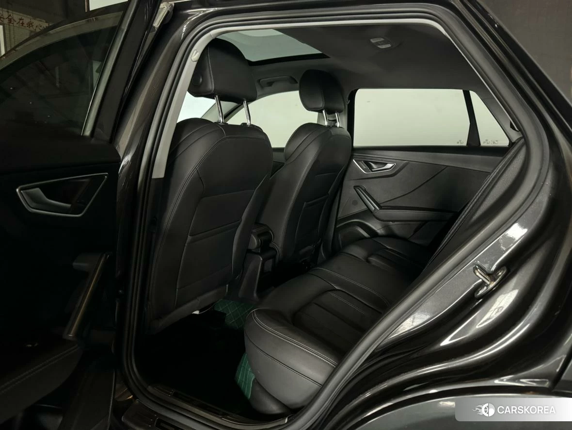 Audi Q2L id 4455189 из Китая 11