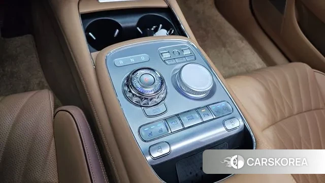 Genesis G90 (RS4) id 3711980 из Кореи 19