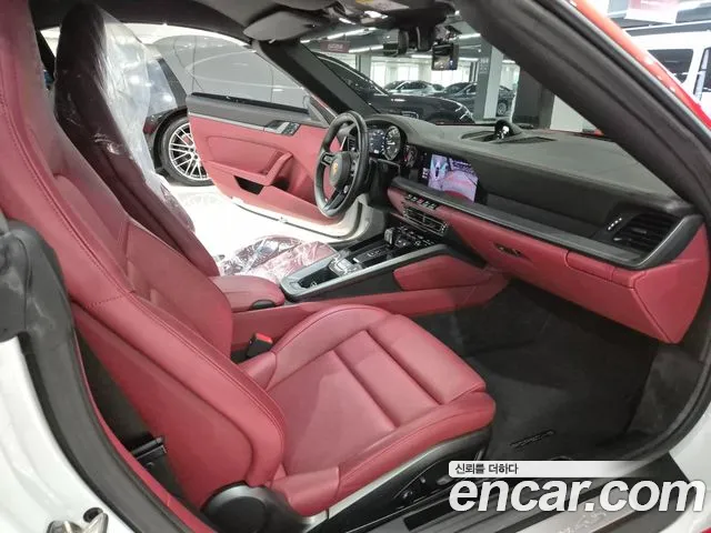 Porsche 911(992) id 2847266 из Кореи 19