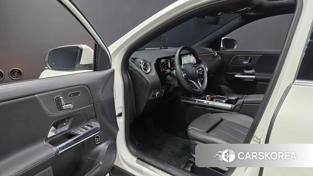 Mercedes-Benz GLA - Class H247 id 4614349 из Кореи 30