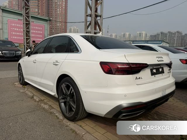 Audi A4L id 4275648 из Китая 12
