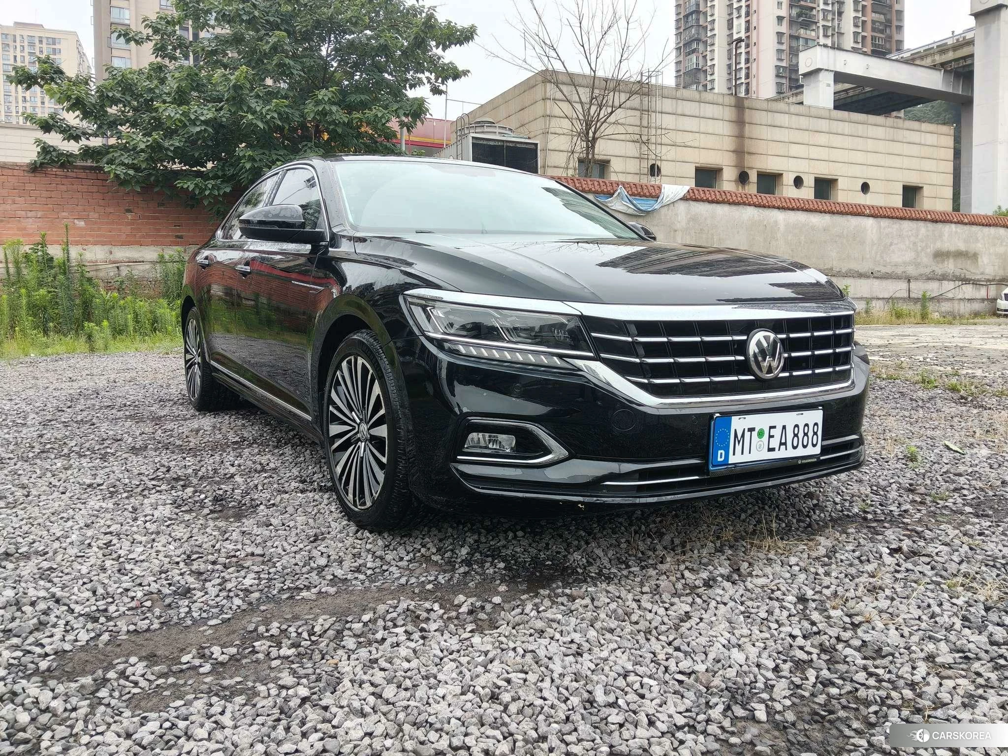 Volkswagen Passat id 4468053 из Китая 9