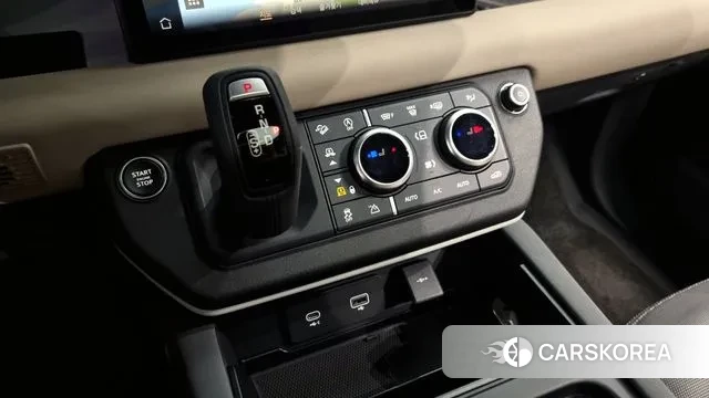 Land Rover Defender (L663) id 2993435 из Кореи 19