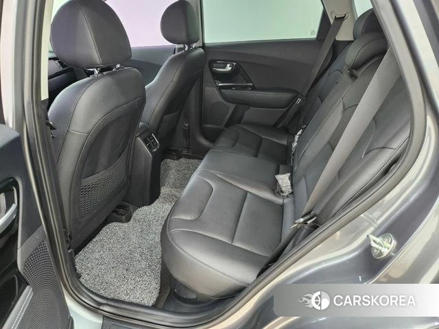 Kia Niro id 4760420 из Кореи 19
