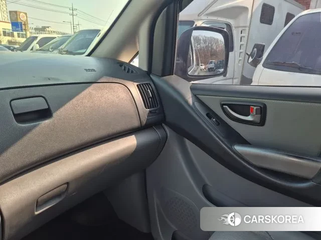 Hyundai The New Grand Starex id 3766437 из Кореи 19