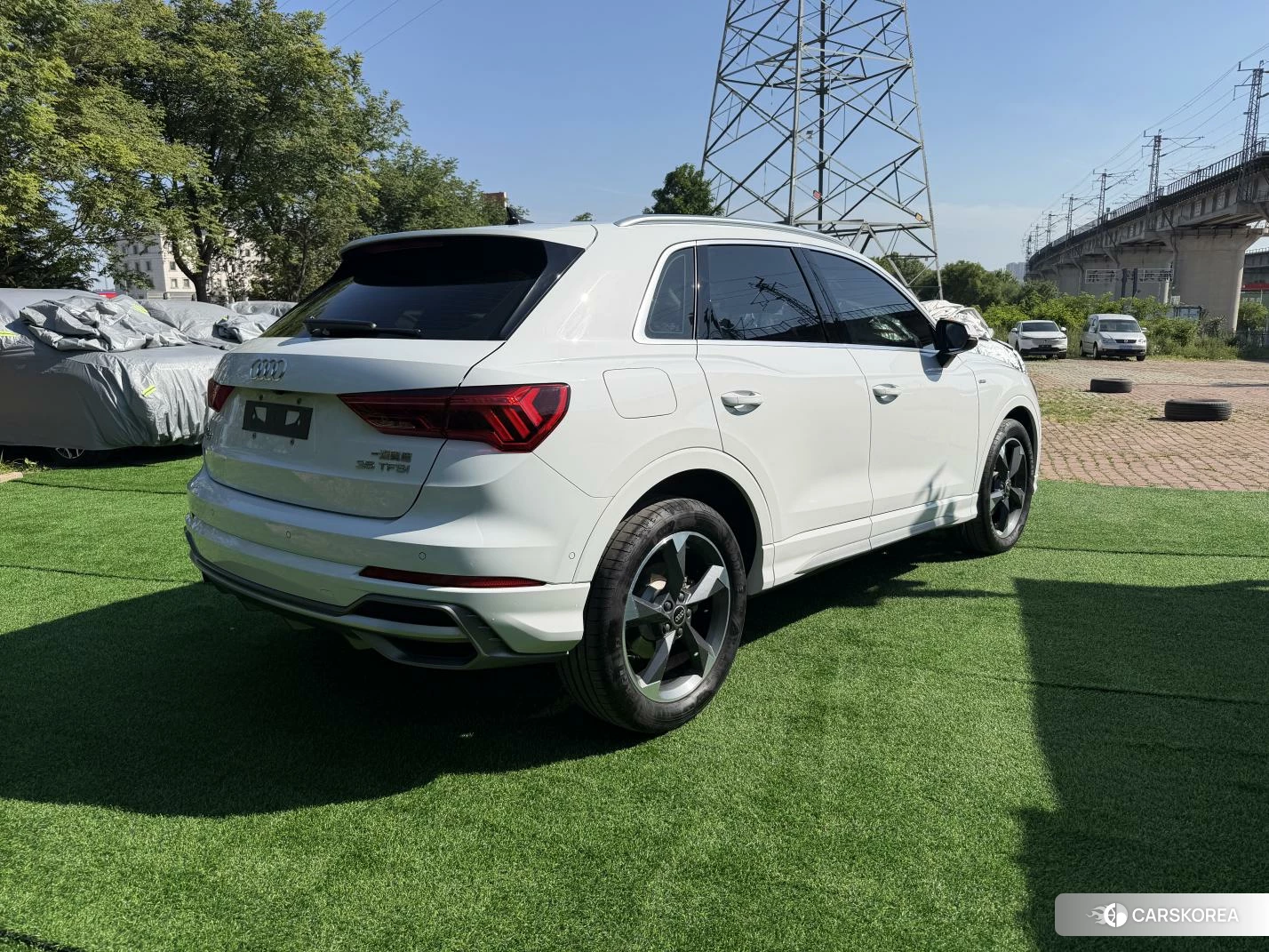 Audi Q3 id 4498630 из Китая 17