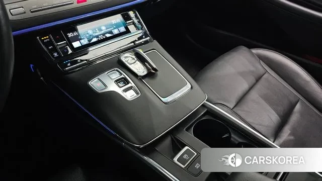 Hyundai The New Grandeur IG id 3396190 из Кореи 19