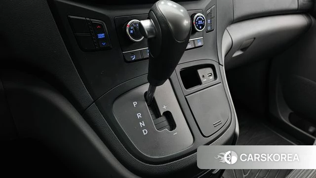 Hyundai The New Grand Starex id 4187770 из Кореи 29