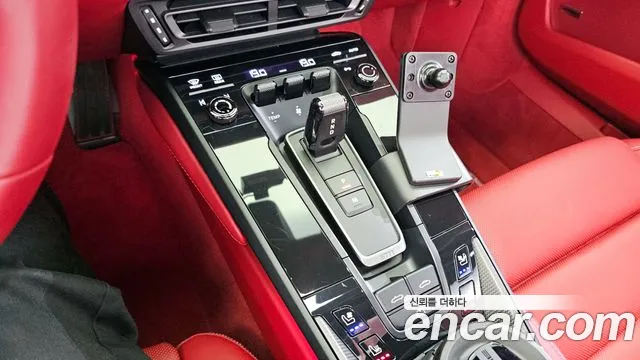 Porsche 911(992) id 2842573 из Кореи 19