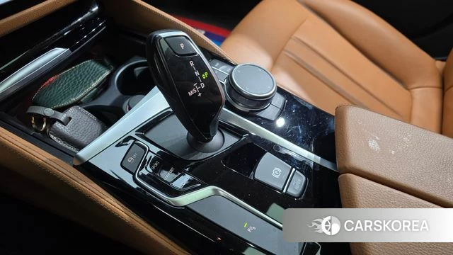 BMW 5 Series (G30) id 4907210 из Кореи 34
