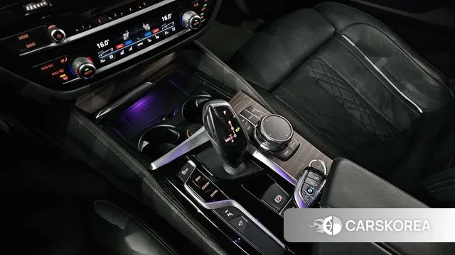 BMW 5 Series (G30) id 2995712 из Кореи 19