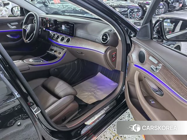 Mercedes-Benz E-class id 4208963 из Китая 13