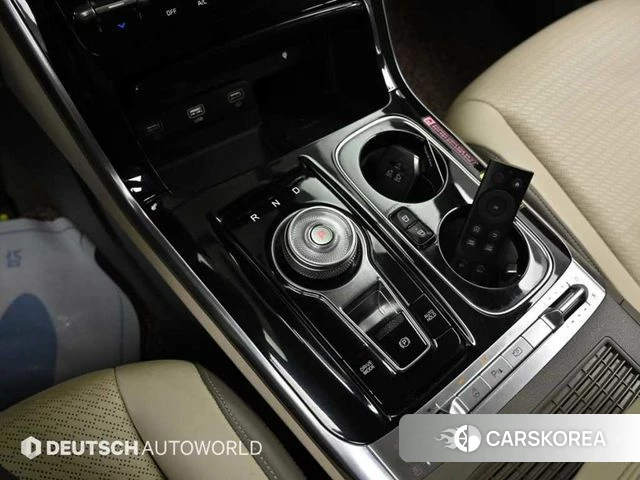 Kia Carnival 4th generation id 4641966 из Кореи 19