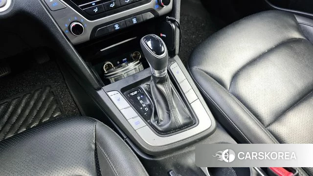 Hyundai Avante AD id 4459627 из Кореи 19