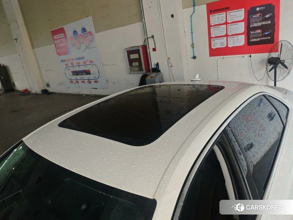 Audi A4L id 4487280 из Китая 9