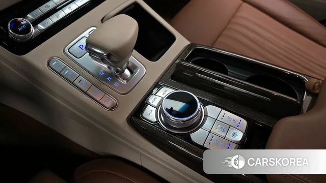 Genesis G90 id 3872834 из Кореи 19