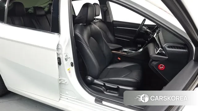 Toyota Camry (XV70) id 2962051 из Кореи 19