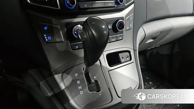 Hyundai The New Grand Starex id 3677328 из Кореи 19