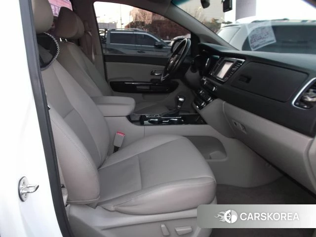 Kia The New Carnival id 3820778 из Кореи 19