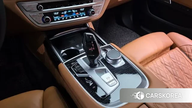 BMW 7 Series (G11) id 3058931 из Кореи 19