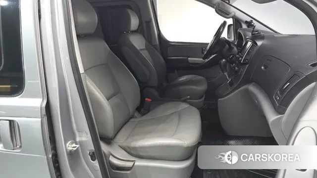 Hyundai The New Grand Starex id 3408238 из Кореи 19