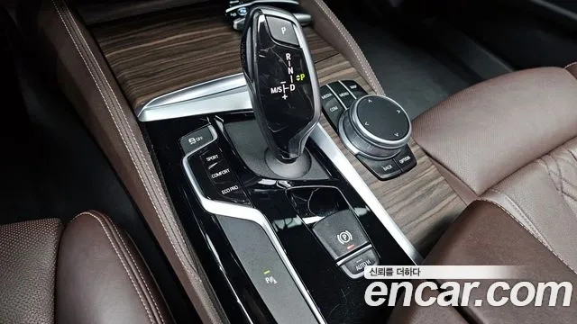 BMW 5 Series (G30) id 2891451 из Кореи 19