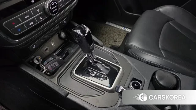 Ssangyong Rexton Sports id 3631856 из Кореи 19