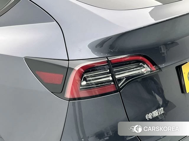 Tesla Model Y id 4253308 из Китая 28
