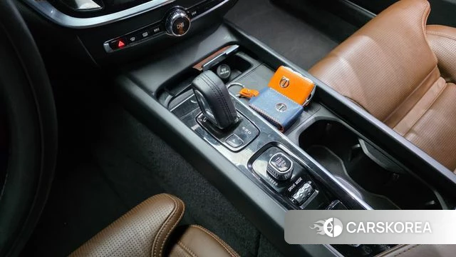 Volvo V60 Cross-Country 2nd Generation id 3965463 из Кореи 19