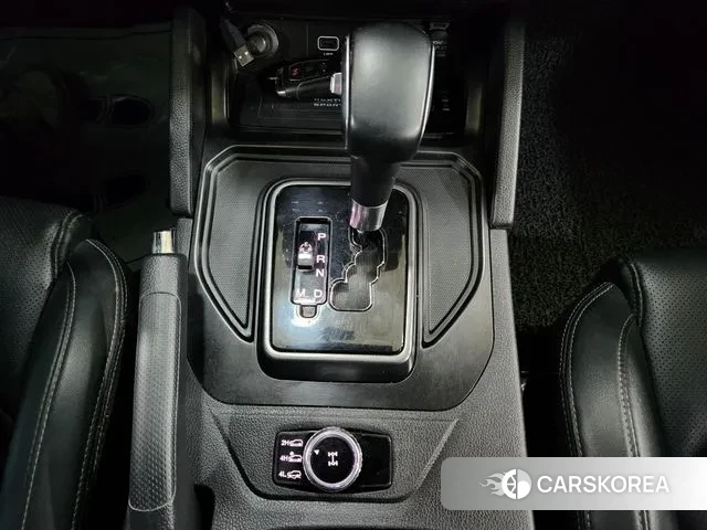 Ssangyong The New Rexton Sports Cannes id 3399099 из Кореи 19