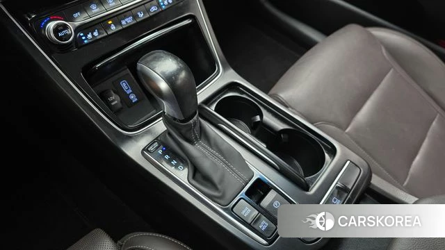 Hyundai Grandeur IG Hybrid id 4520888 из Кореи 19